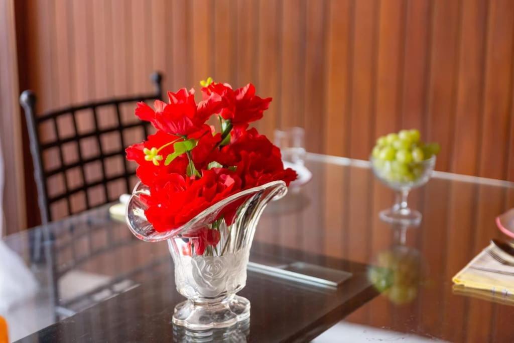 Chez Mo Apartment Льо Шене Екстериор снимка