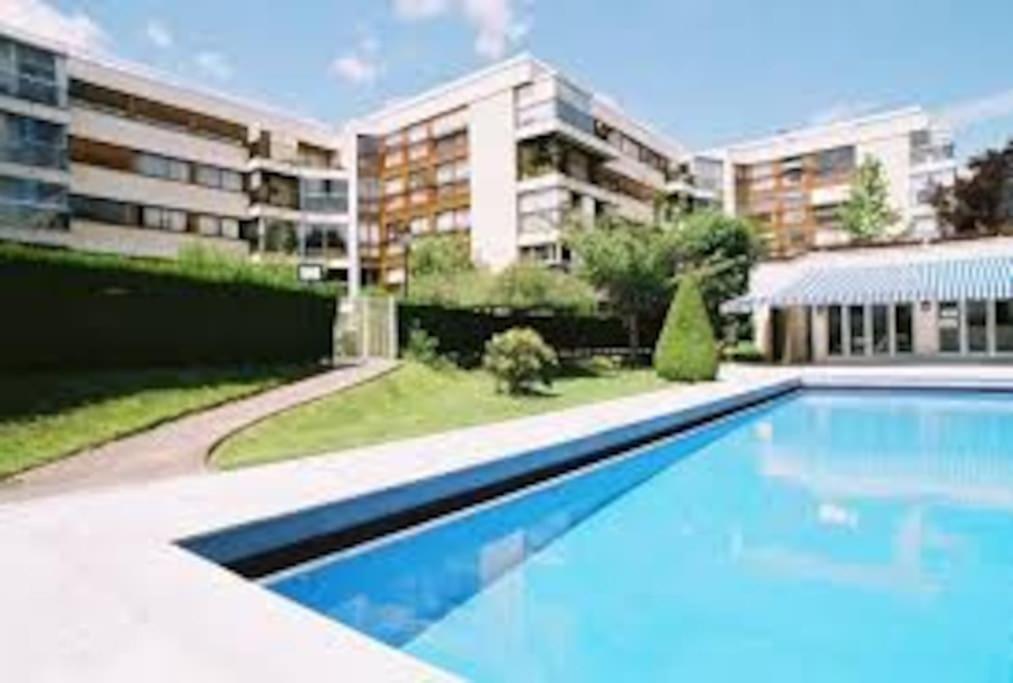 Chez Mo Apartment Льо Шене Екстериор снимка